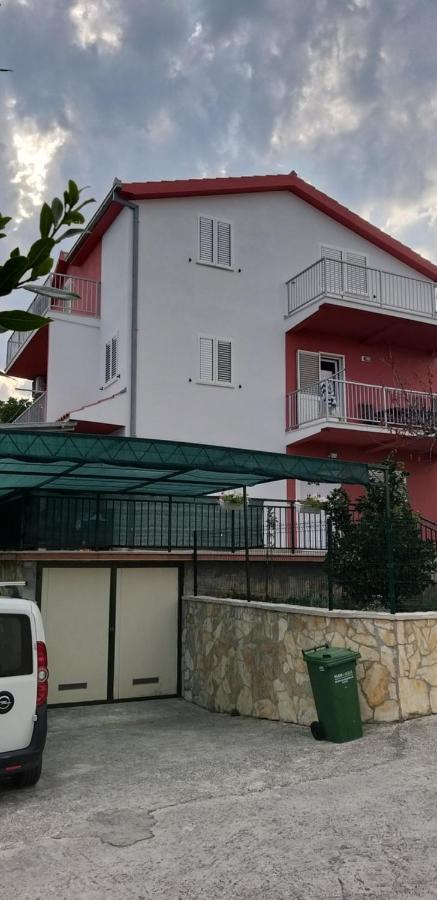 Apartments Boljat Трогир Экстерьер фото